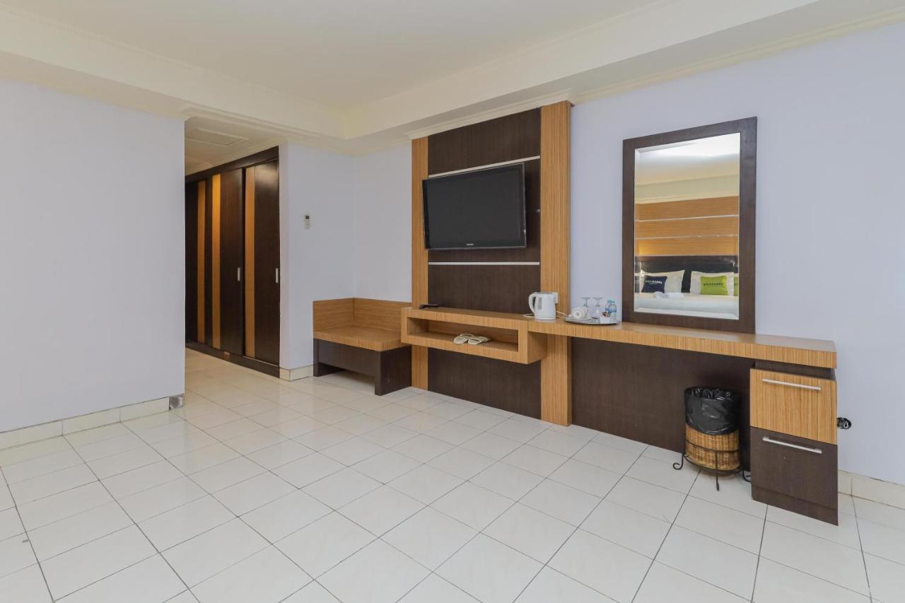 Urbanview Hotel Taman Suci Denpasar Exteriér fotografie